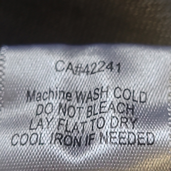 *Young, Fabulous and Broke gray velour cropped hoodie, full zip, size Sma… - Picture 6 of 11